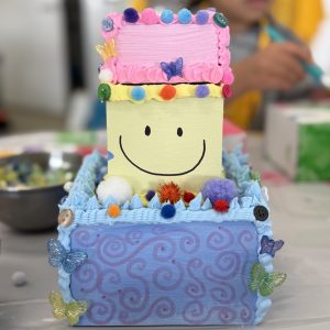 Creme Glue Cakes